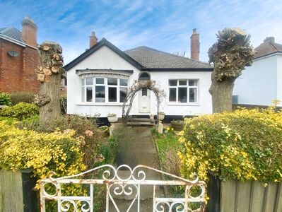 Eureka Road, 3 bedroom Detached Bungalow for sale, £240,000