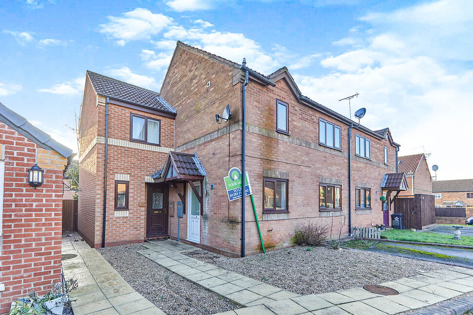 Main image of 1 bedroom Mid Terrace House to rent, Bass's Crescent, Castle Gresley, Derbyshire, DE11