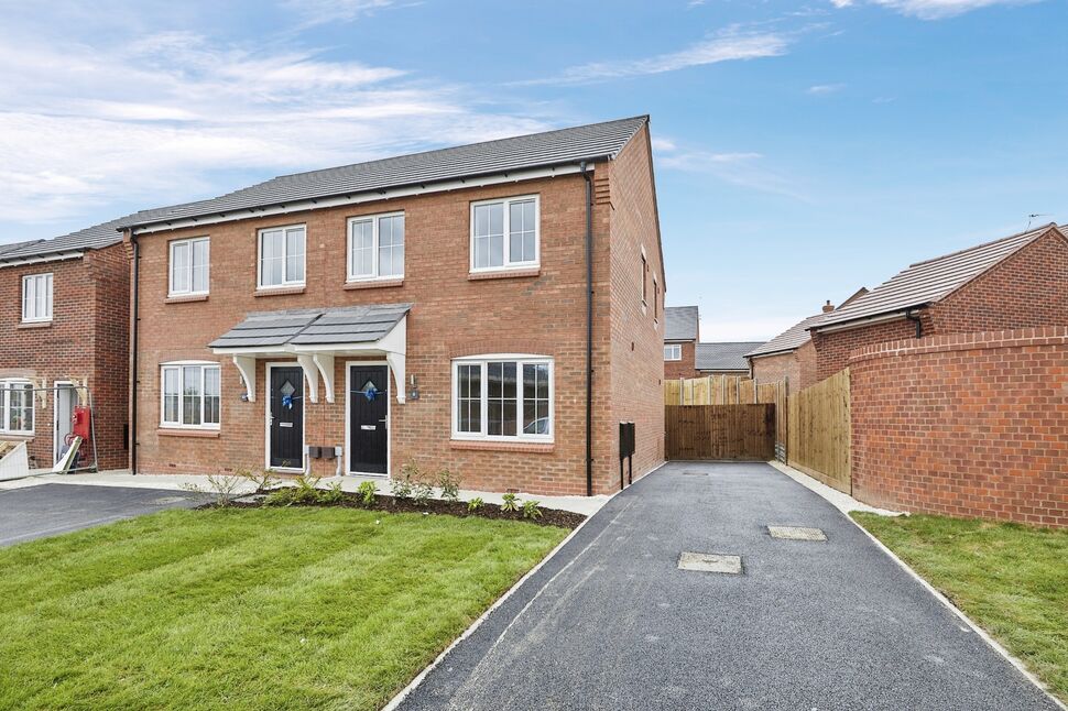 Main image of 3 bedroom Semi Detached House to rent, Holden Drive, Midway, Swadlincote, DE11