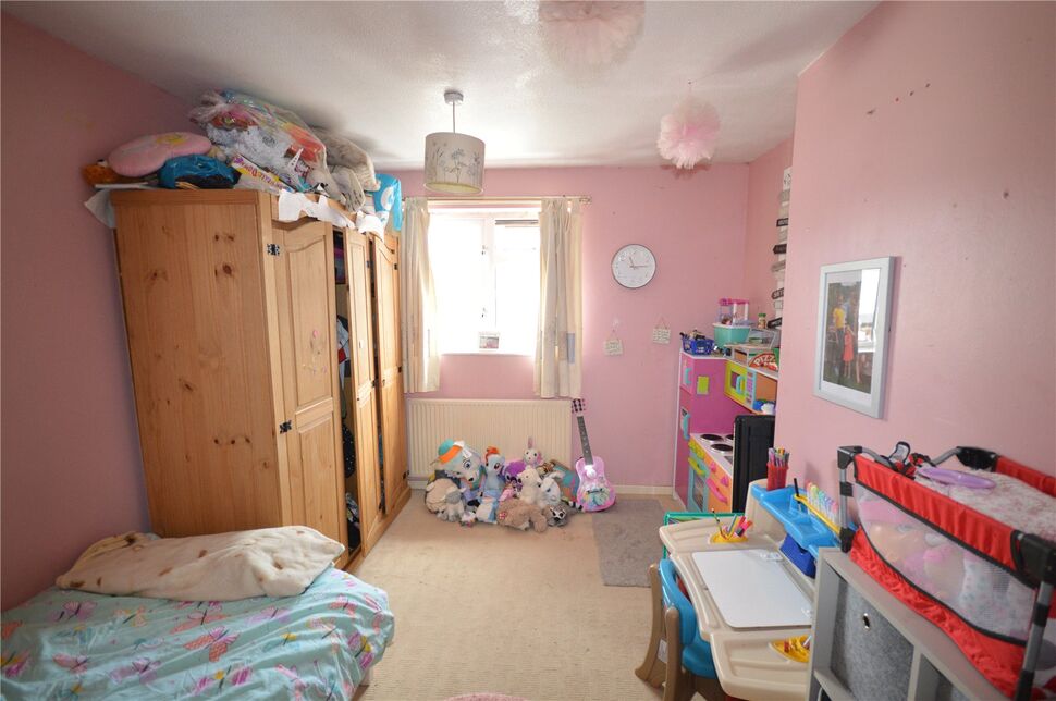 3 bedroom End Terrace House for sale, Raven Close, Measham, DE12 £165,000