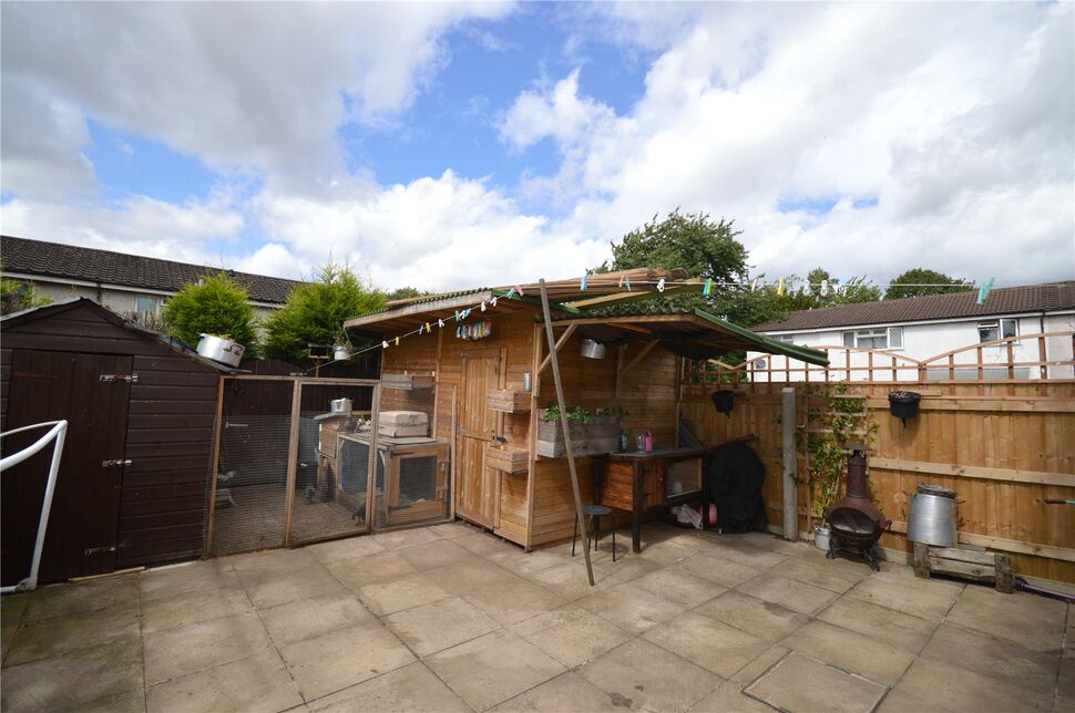 3 bedroom End Terrace House for sale, Raven Close, Measham, DE12 £165,000