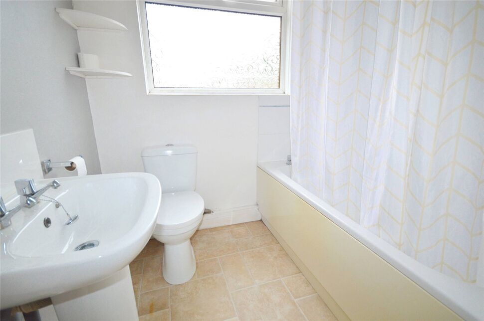 2 bedroom End Terrace House for sale, Burton Road, Overseal, DE12 £