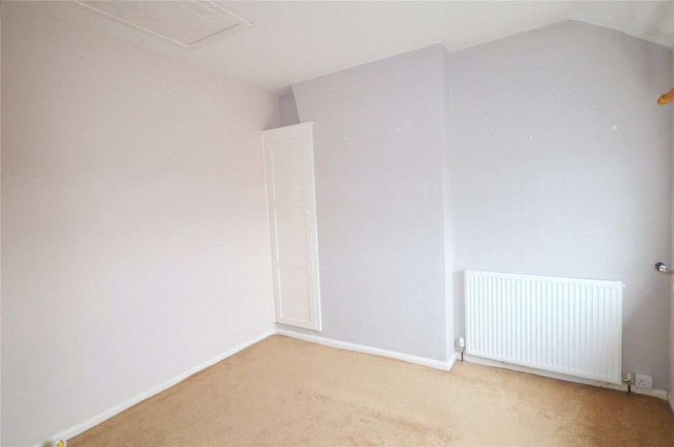 2 bedroom End Terrace House for sale, Burton Road, Overseal, DE12 £