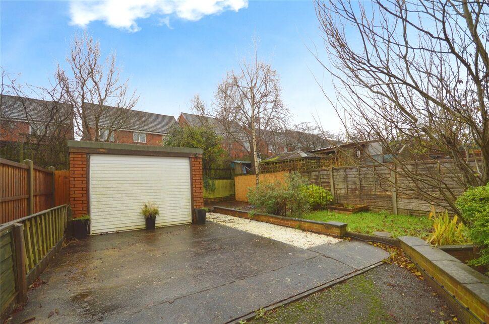 3 bedroom Semi Detached House for sale, Campion Road, Woodville, DE11