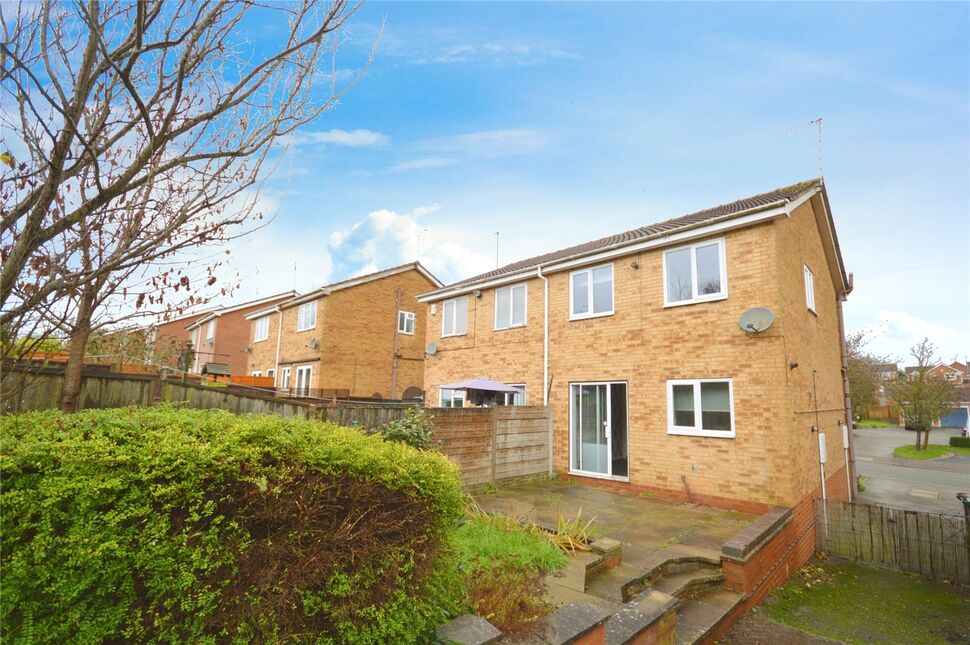 3 bedroom Semi Detached House for sale, Campion Road, Woodville, DE11