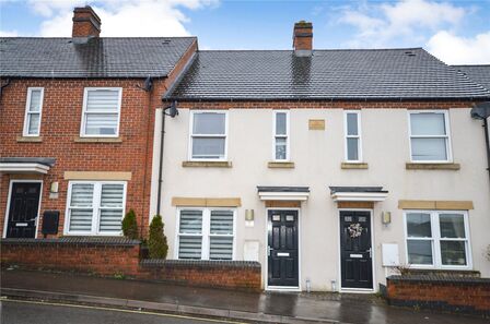 Majestic Place, 3 bedroom End Terrace House for sale, £200,000