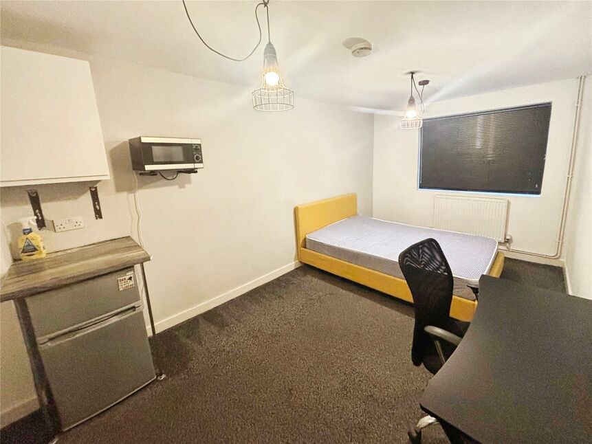 Main image of 1 bedroom Room to rent, Colliery Road, Church Gresley, Derbyshire, DE11