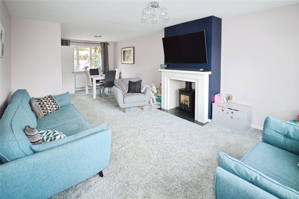 Lounge / Dining Room