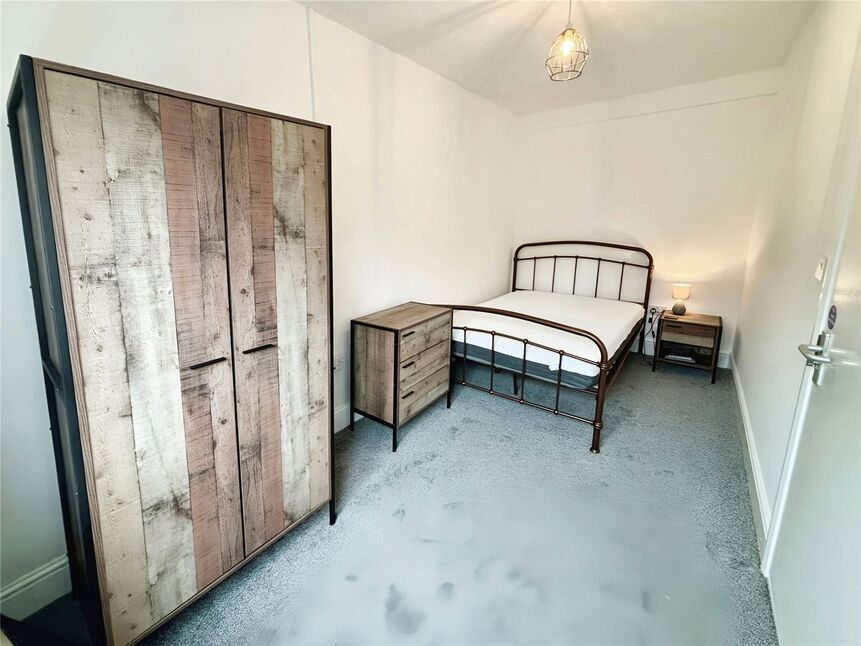 Main image of 1 bedroom  Room to rent, Windmill Street, Church Gresley, Derbyshire, DE11