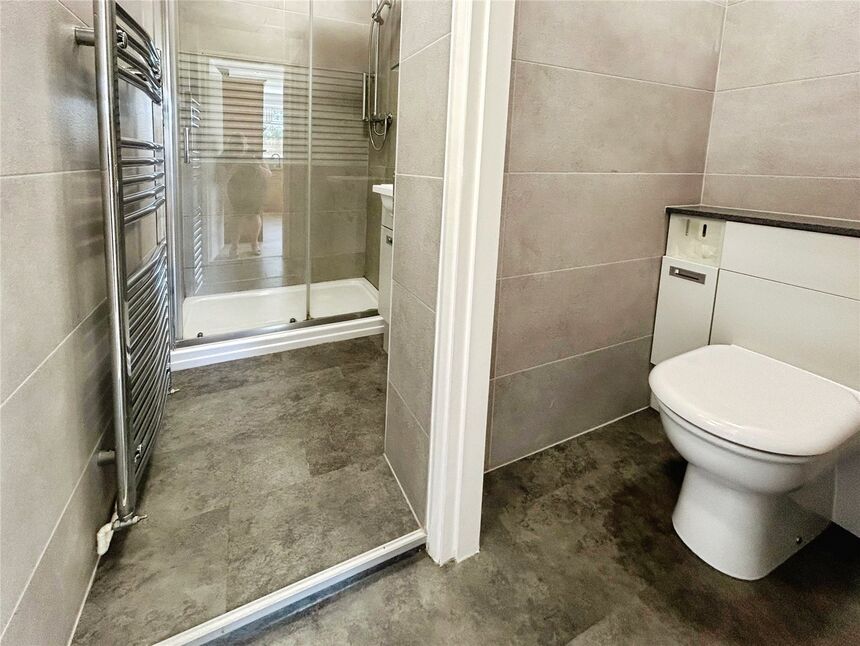 Shower Room / Wc
