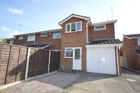 2 bedroom End Terrace House for sale