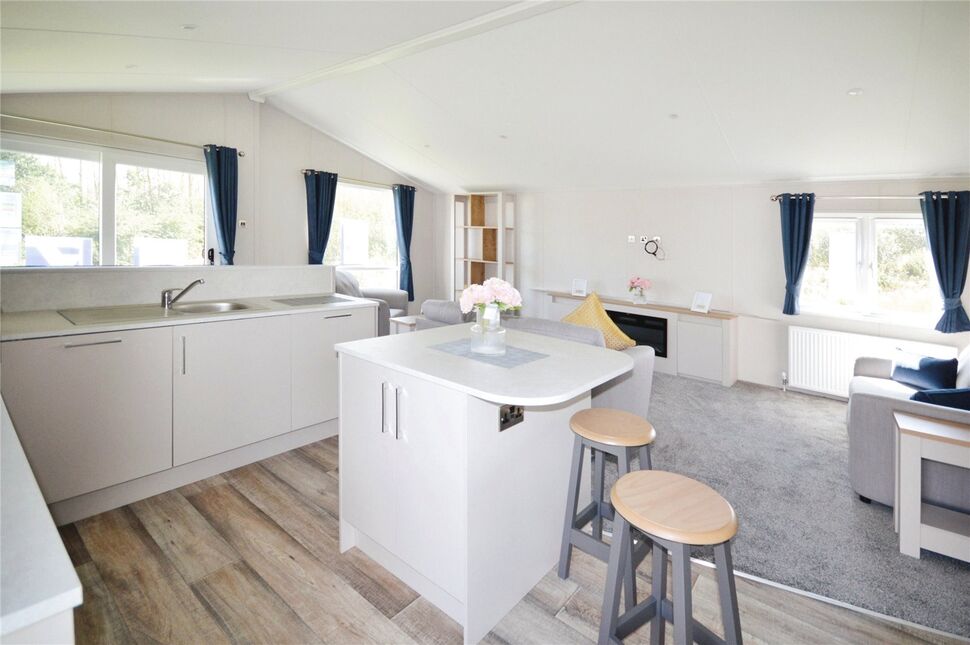 Kitchen / Living Room