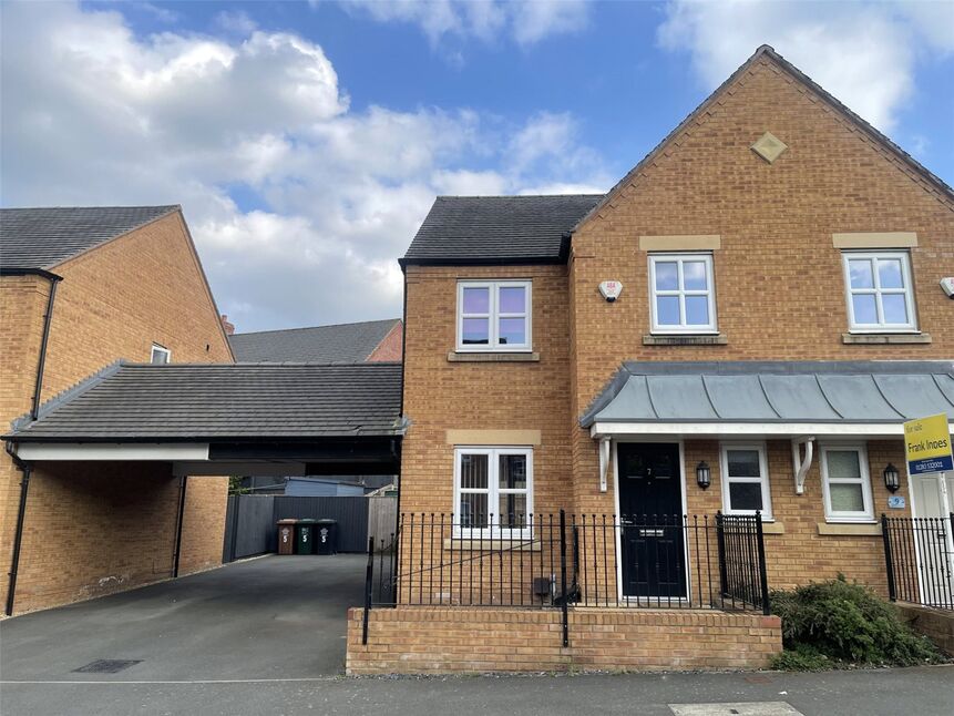 Main image of 3 bedroom Semi Detached House for sale, Chimneypot Lane, Swadlincote, Derbyshire, DE11