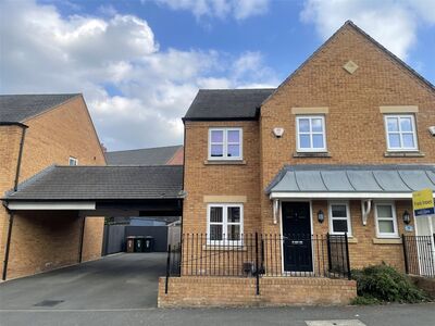 3 bedroom Semi Detached House for sale