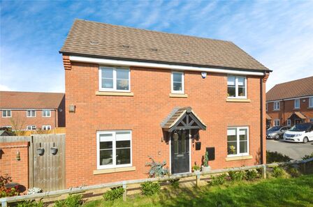 Ashlands Drive, 3 bedroom Semi Detached House for sale, £230,000