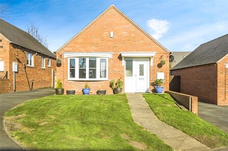 Tilley Green, 2 bedroom Detached Bungalow for sale, £219,500