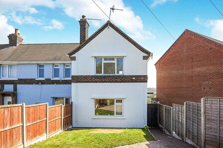 2 bedroom End Terrace House to rent
