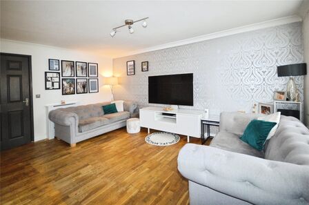 3 bedroom End Terrace House for sale