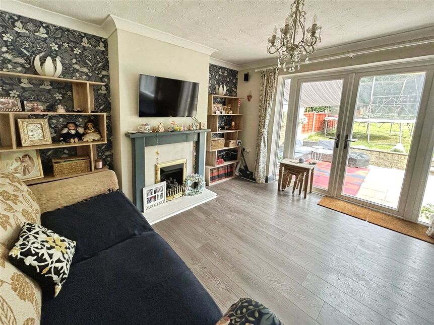 Lounge / Dining Room
