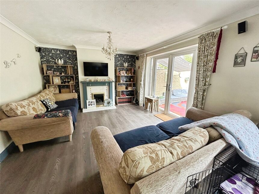 Lounge / Dining Room