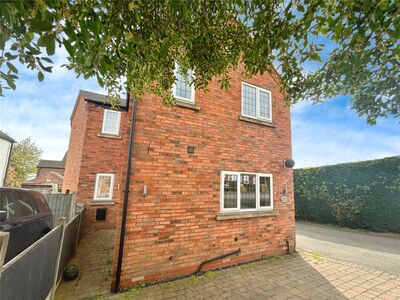 Sunnyside, 3 bedroom Detached House for sale, £229,950