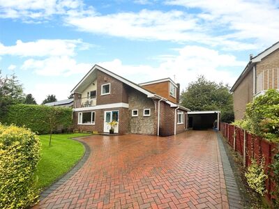 Berry Hedge Lane, 4 bedroom Detached House for sale, £360,000