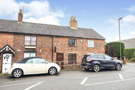 Common Road, 2 bedroom Mid Terrace House to rent, £750 pcm