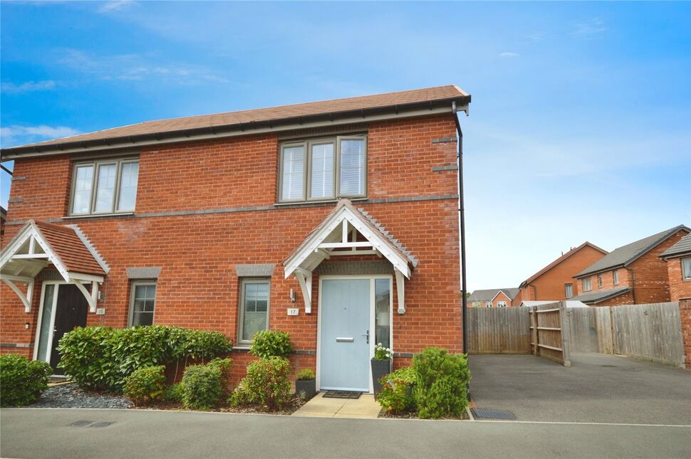 2 bedroom Semi Detached House for sale