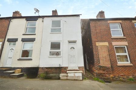 Weston Street, 2 bedroom End Terrace House to rent, £895 pcm