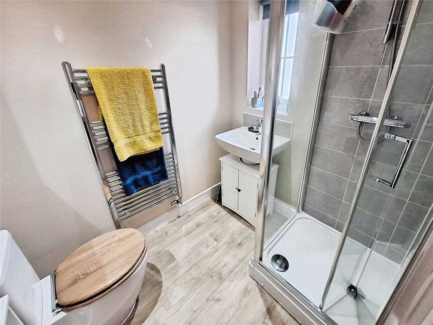 En-Suite Shower