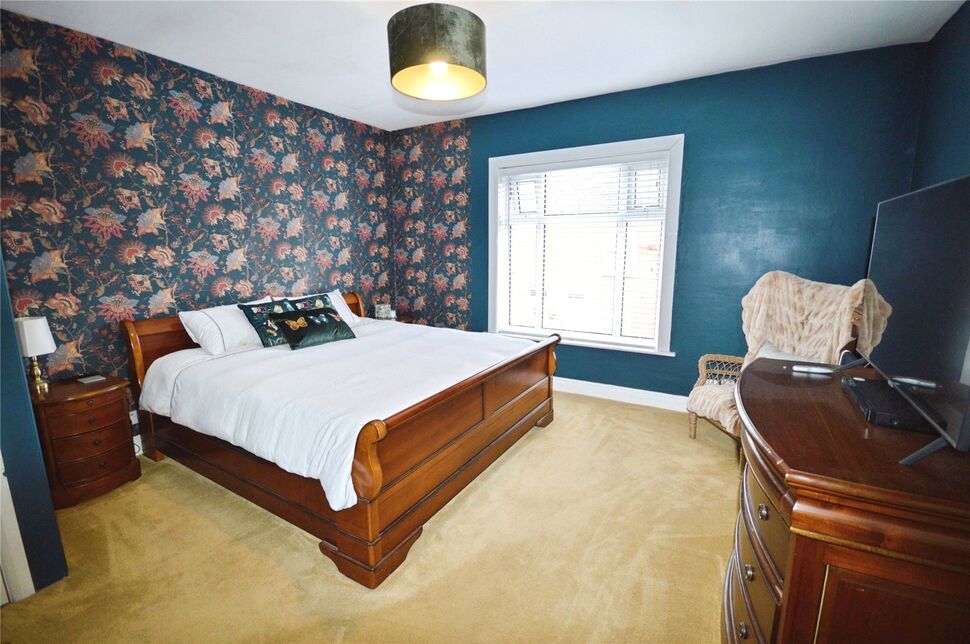 Main Bedroom