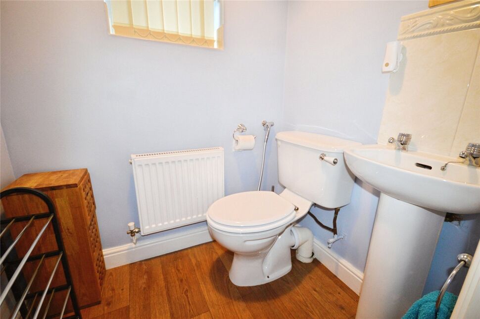 Cloakroom / Wc