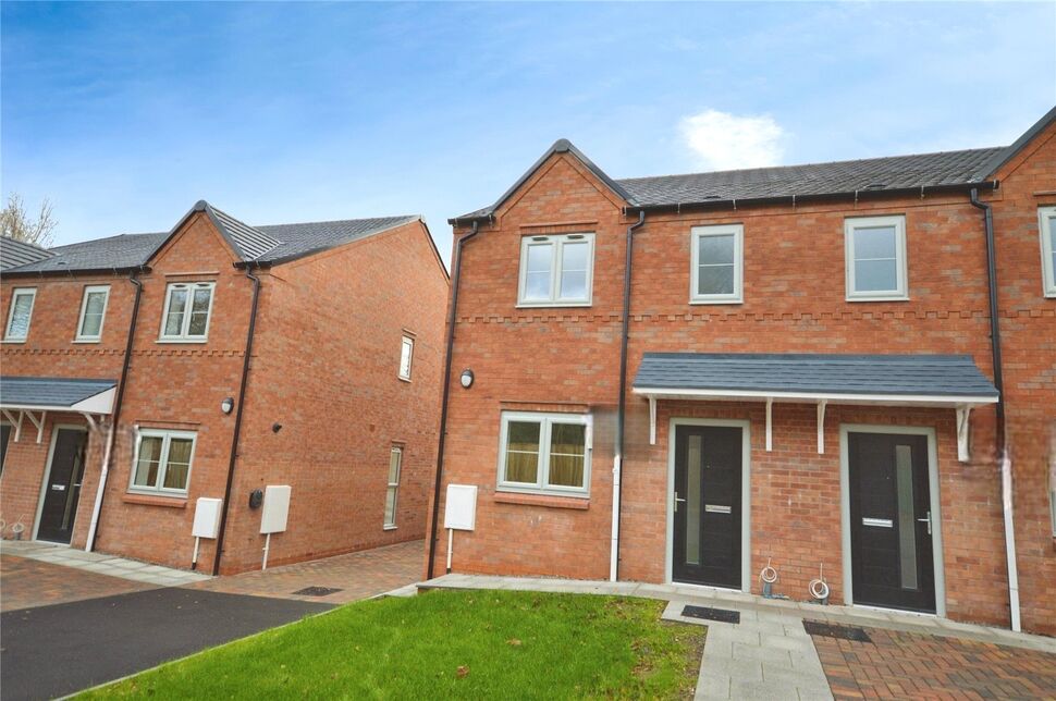 Main image of 3 bedroom Semi Detached House for sale, Kilnstone Close, Church Gresley, Derbyshire, DE11