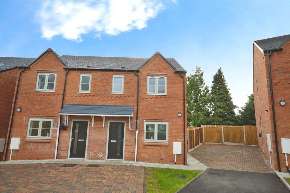 Main image of 3 bedroom Semi Detached House for sale, Kilnstone Close, Church Gresley, Derbyshire, DE11