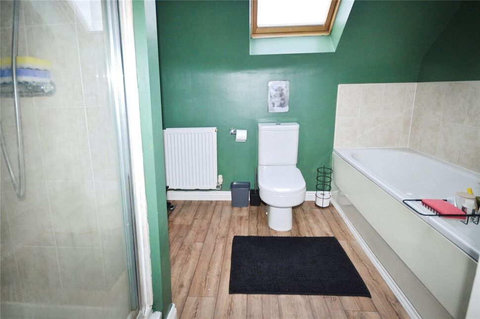En-Suite Bathroom