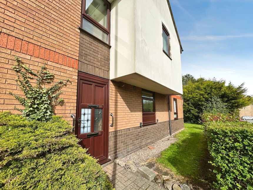 Main image of 2 bedroom Flat for sale, Willow Court, Swadlincote, DE11