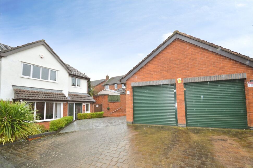 Main image of 4 bedroom Detached House for sale, Westacre Drive, Church Gresley, Derbyshire, DE11