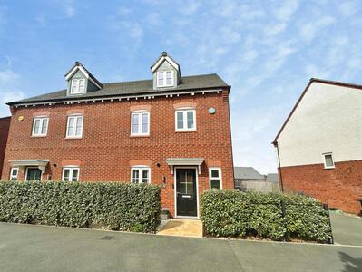 3 bedroom Semi Detached House for sale