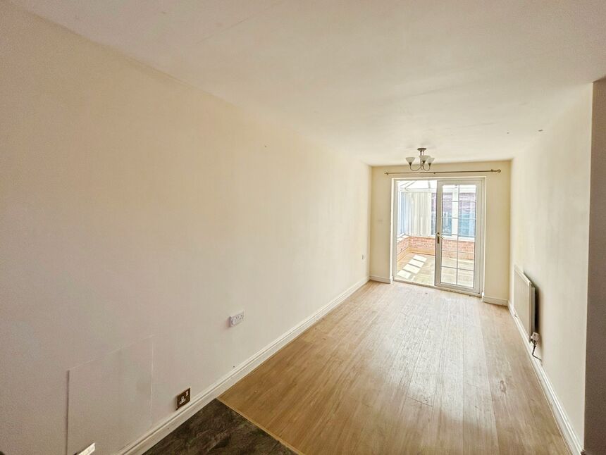 Lounge / Dining Room