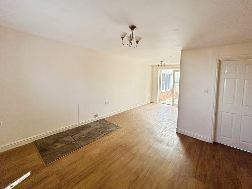 Lounge / Dining Room