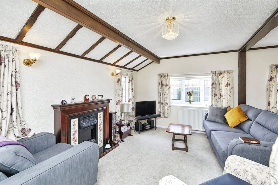 Lounge / Dining Room