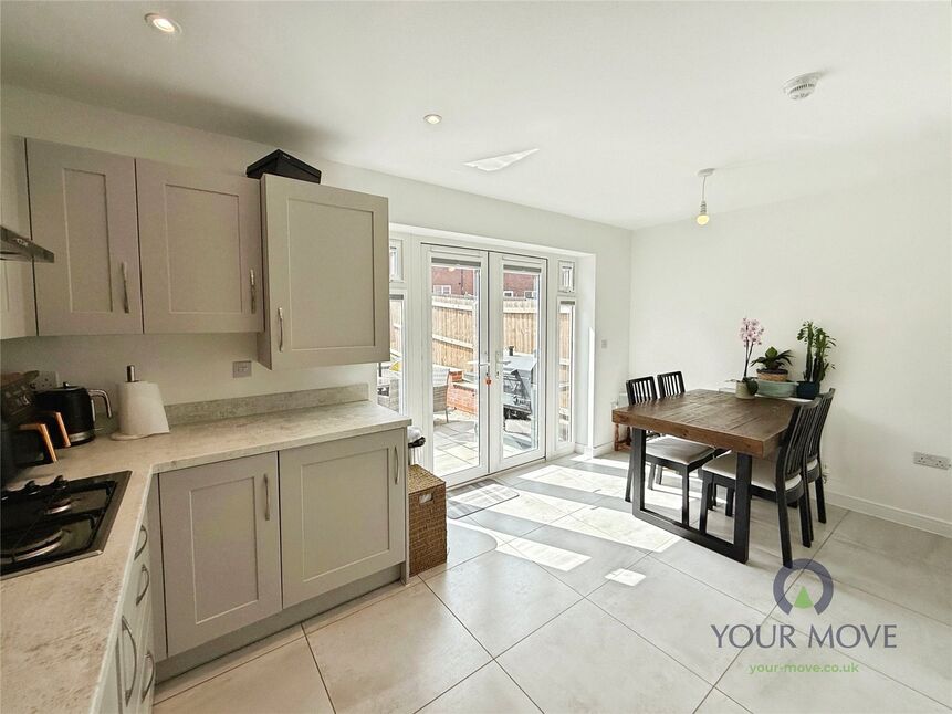 Kitchen / Diner