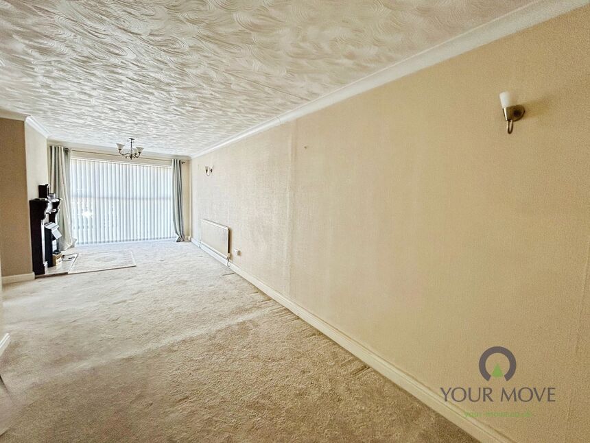 Lounge / Dining Room