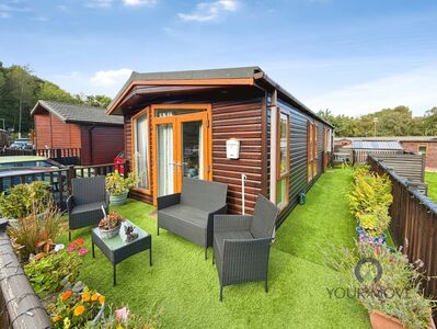 2 bedroom Park Home Property for sale