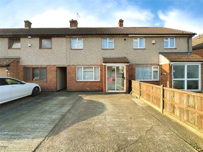 2 bedroom Mid Terrace House for sale