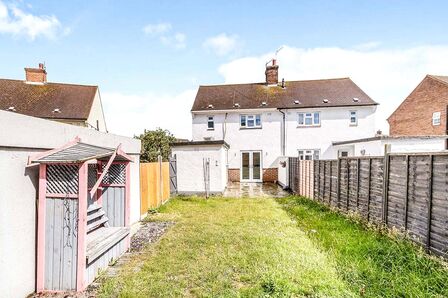 Rowan Road, 3 bedroom Semi Detached House to rent, £1,850 pcm