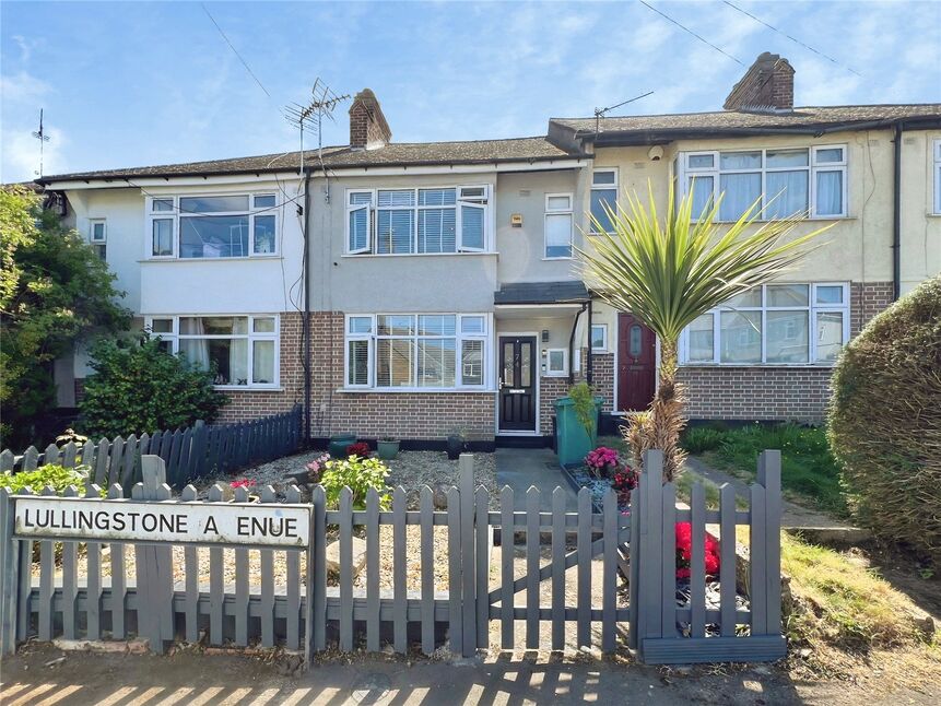 2 bedroom Mid Terrace House for sale