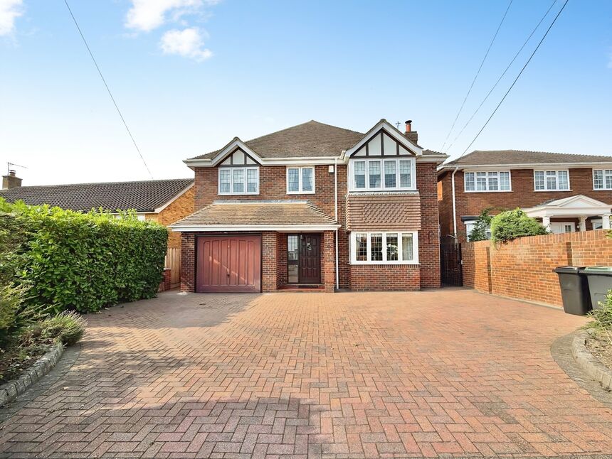Main image of 4 bedroom Detached House for sale, Herbert Road, Hextable, Kent, BR8