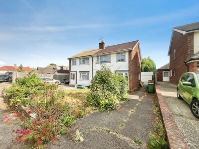 Phelps Close, 3 bedroom Semi Detached House for sale, &pound;375,000