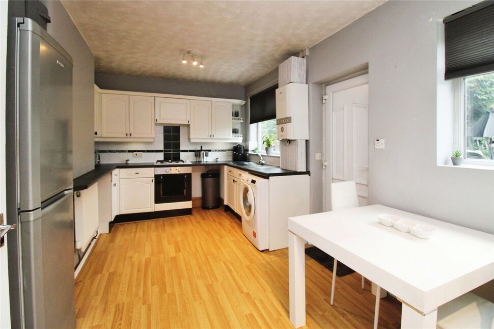 3 bedroom Mid Terrace House for sale, Cromwell Road, Swinton, M27 £190,000